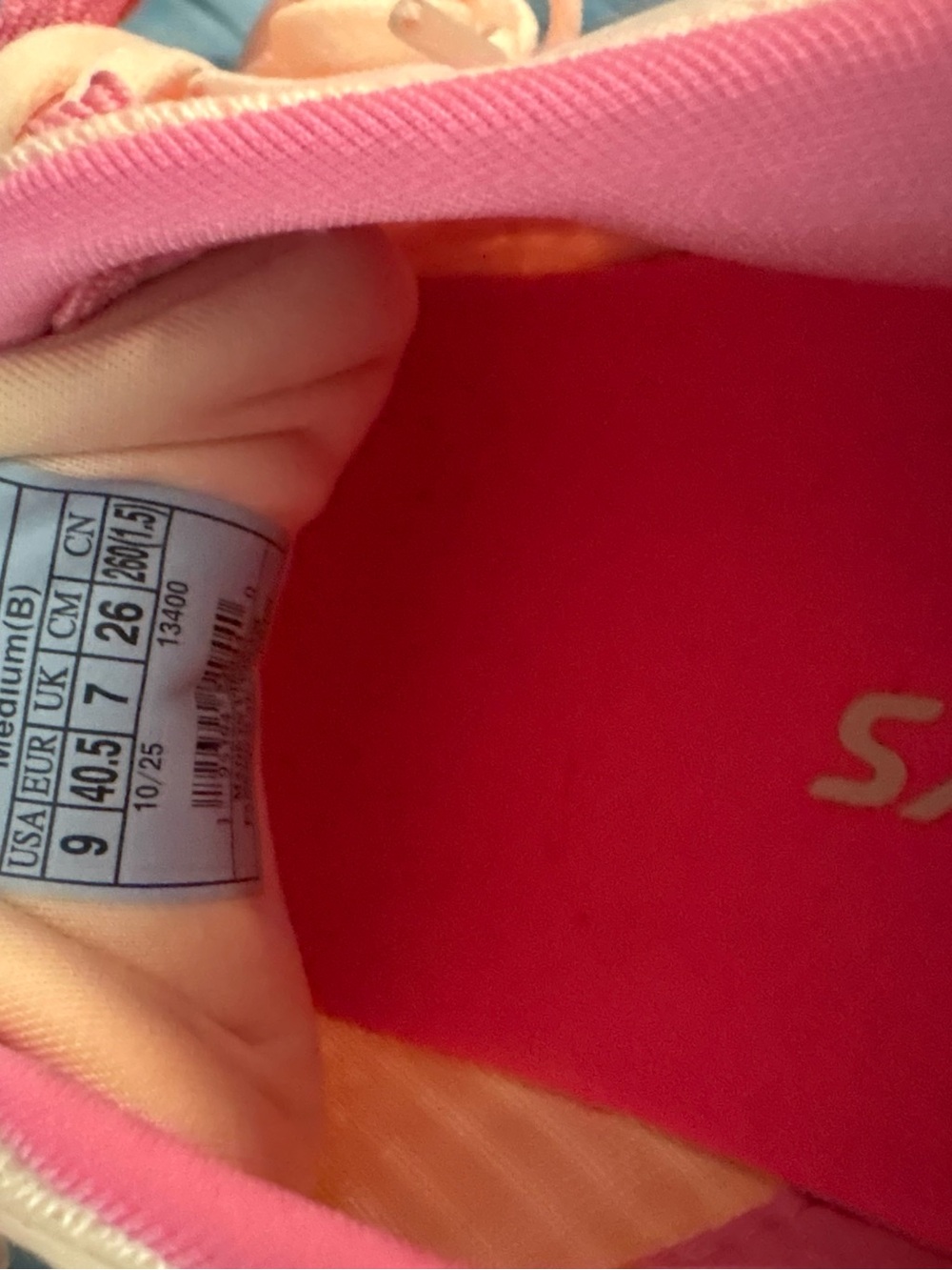 Brooks Ghost Max Women's Running Shoes - Peach & Hot Pink Accents - Picture 8 of 9